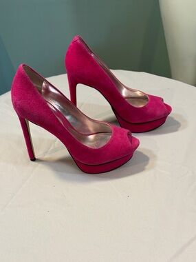 Bine West Women's Fuchsia Suede Peep-Toe Platform Pumps
